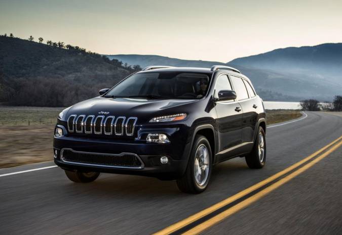 В сети появились первые фотографии Jeep Cherokee 2014