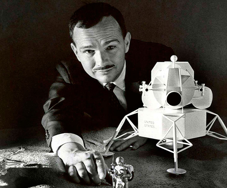 Юджин Шумейкер – единственный человек, похороненный на Луне Юджин Шумейкер – единственный человек, похороненный на Луне